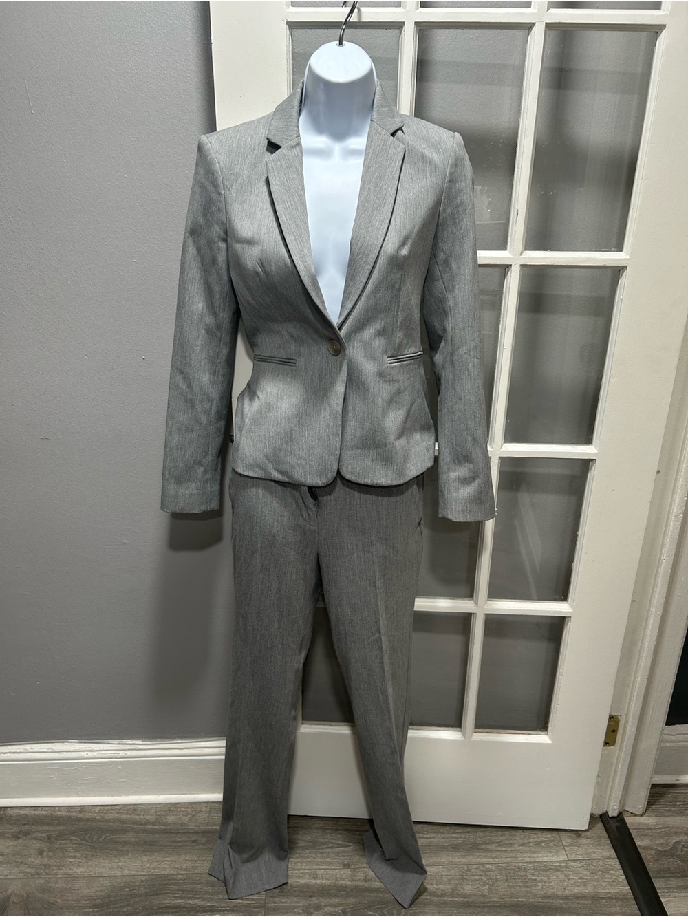 Express Women's Gray Two-Piece Single-Button Suit